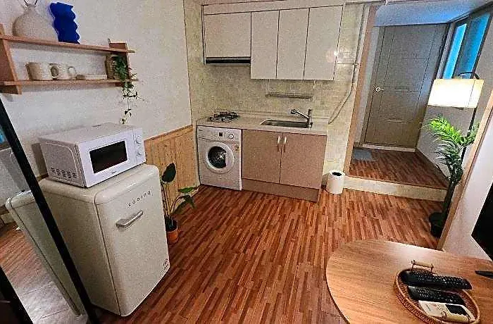 Jnineguesthouse 2*