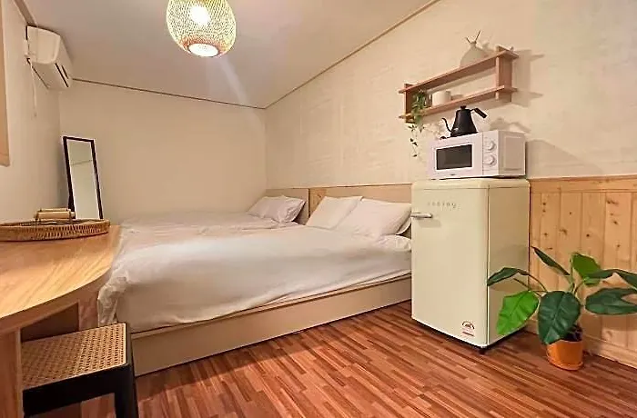 Jnineguesthouse Hotel Seoel