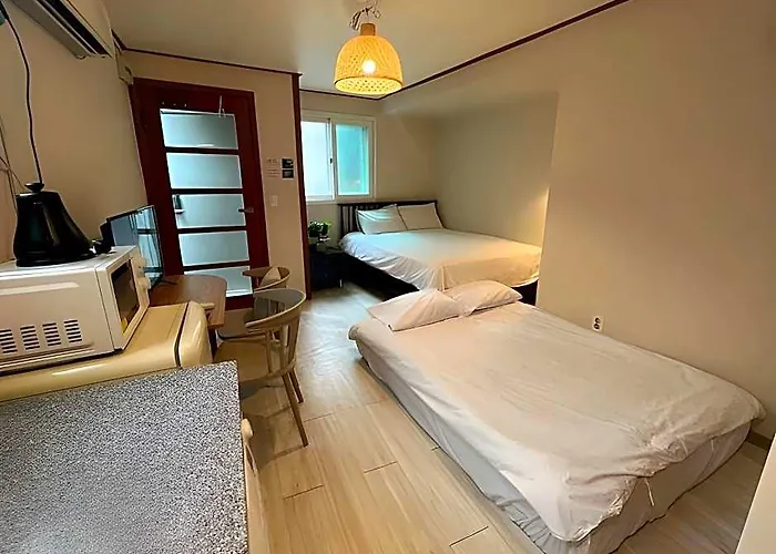 Hotel Jnineguesthouse